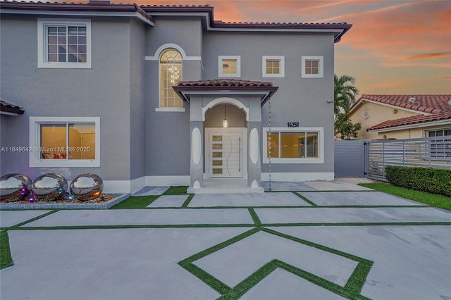 14251 SW 36th St, Miami, FL 33175