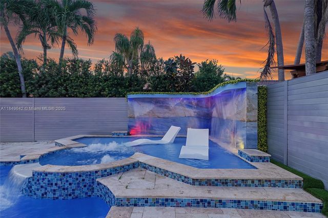 14251 SW 36th St, Miami, FL 33175