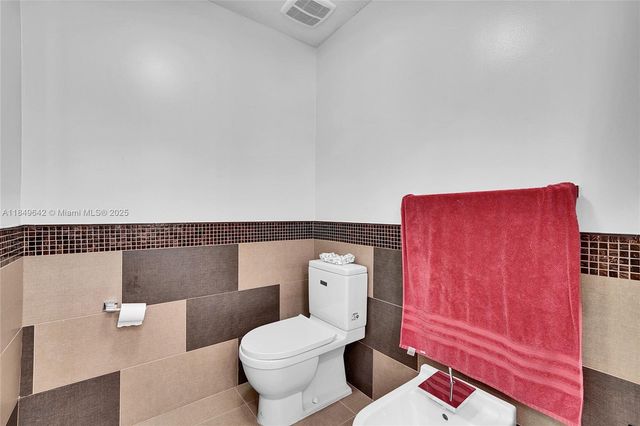 14251 SW 36th St, Miami, FL 33175