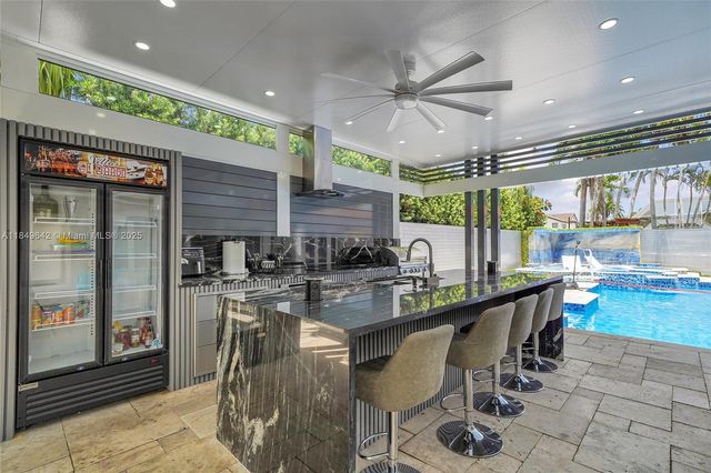 14251 SW 36th St, Miami, FL 33175