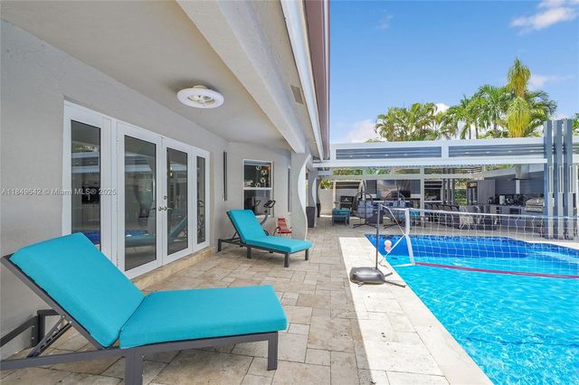 14251 SW 36th St, Miami, FL 33175