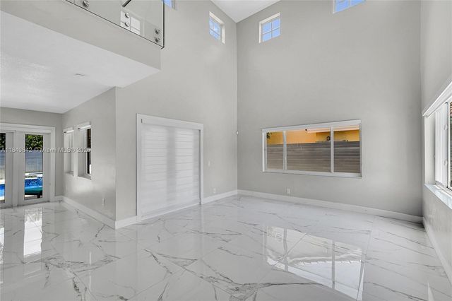 14251 SW 36th St, Miami, FL 33175