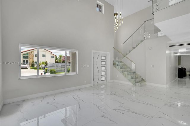 14251 SW 36th St, Miami, FL 33175