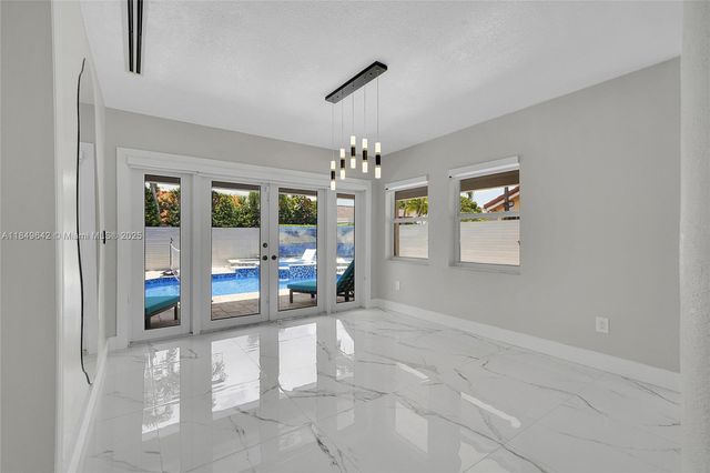 14251 SW 36th St, Miami, FL 33175
