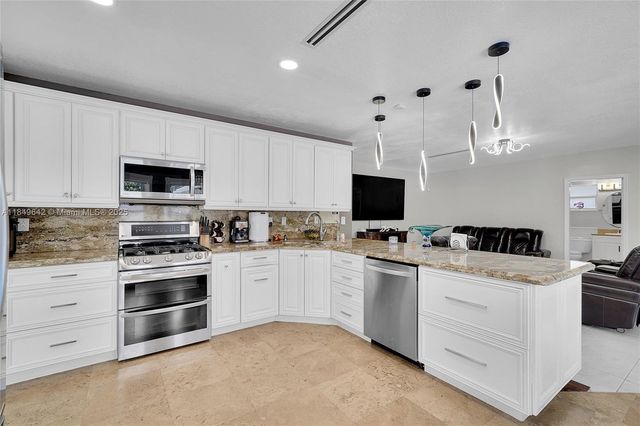 14251 SW 36th St, Miami, FL 33175