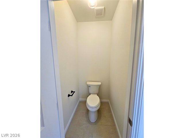 8476 Spirit Vale Avenue, Las Vegas, NV 89117