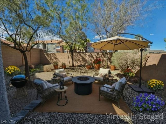 8476 Spirit Vale Avenue, Las Vegas, NV 89117