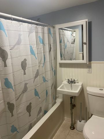 21 Plainfield Ave 2, Shrewsbury, MA 01545