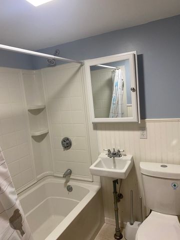 21 Plainfield Ave 2, Shrewsbury, MA 01545