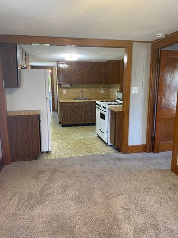 21 Plainfield Ave 2, Shrewsbury, MA 01545