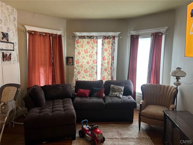 110 Clinton Place, Utica, NY 13501