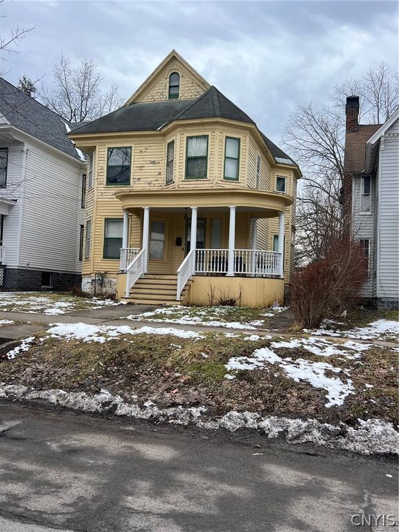 110 Clinton Place, Utica, NY 13501