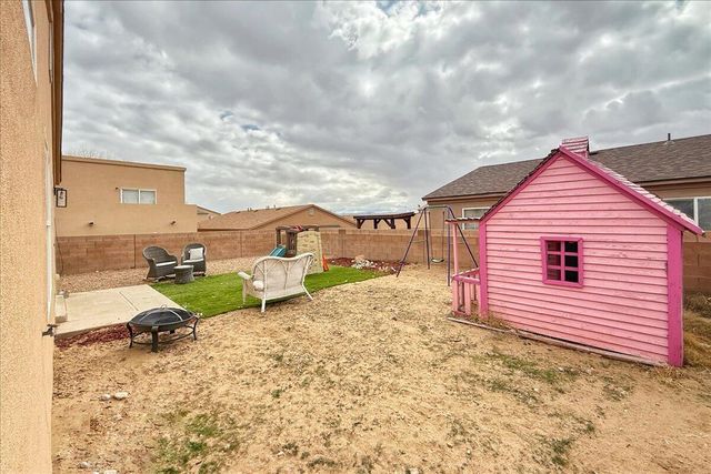 8408 Zydecko Avenue SW, Albuquerque, NM 87121
