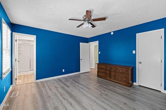 1000 Brookgreen Drive, Cary, NC 27511