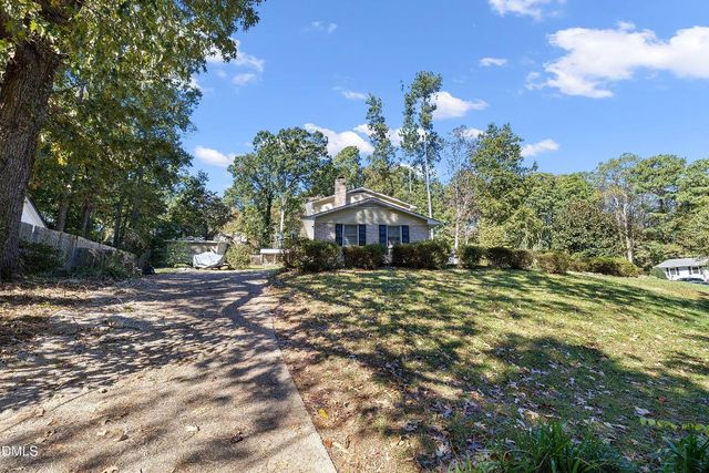 1000 Brookgreen Drive, Cary, NC 27511