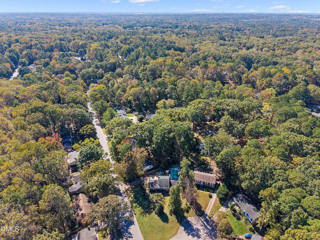 1000 Brookgreen Drive, Cary, NC 27511