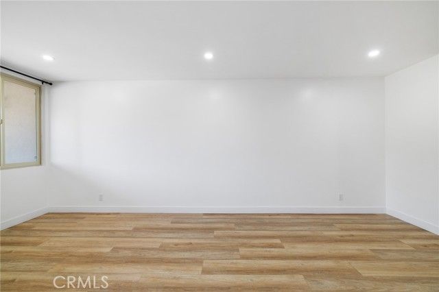 17000 Burbank Boulevard 201, Encino (los Angeles), CA 91316