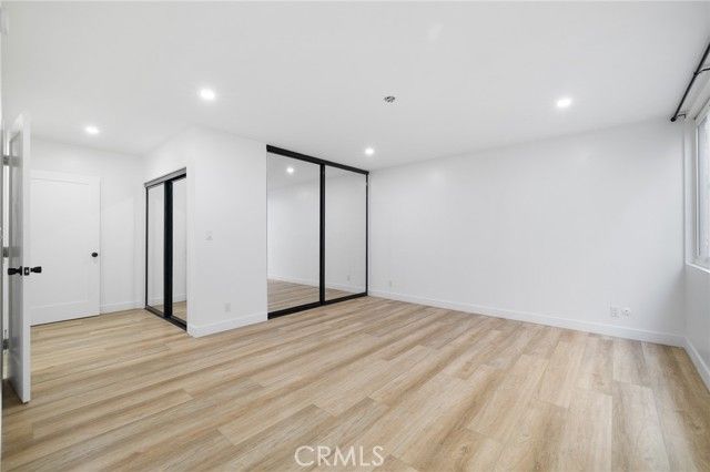 17000 Burbank Boulevard 201, Encino (los Angeles), CA 91316