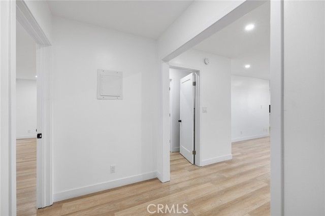 17000 Burbank Boulevard 201, Encino (los Angeles), CA 91316