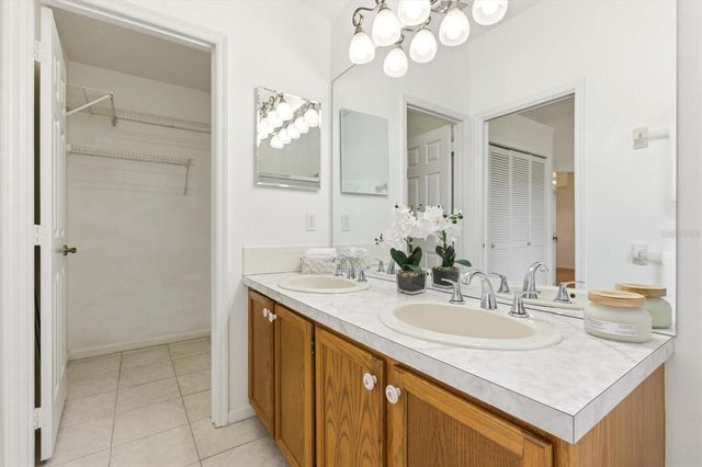 3305 SANTA MONICA DRIVE, Orlando, FL 32822