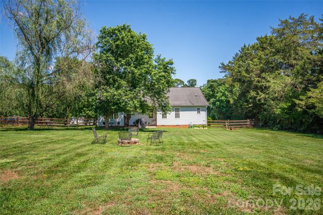 101 Mount Zion Drive, Statesville, NC 28625