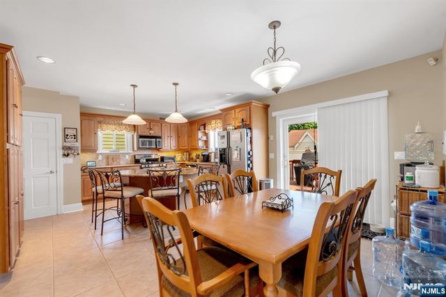 395 Wood Ridge Avenue, Wood Ridge, NJ 07075