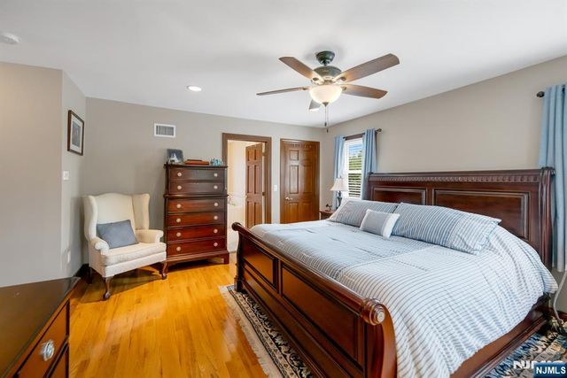 395 Wood Ridge Avenue, Wood Ridge, NJ 07075