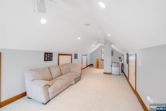 395 Wood Ridge Avenue, Wood Ridge, NJ 07075