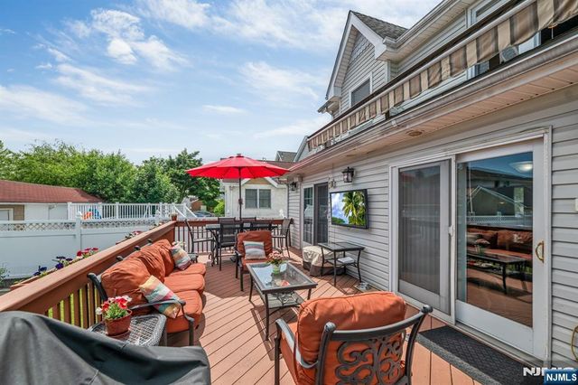 395 Wood Ridge Avenue, Wood Ridge, NJ 07075