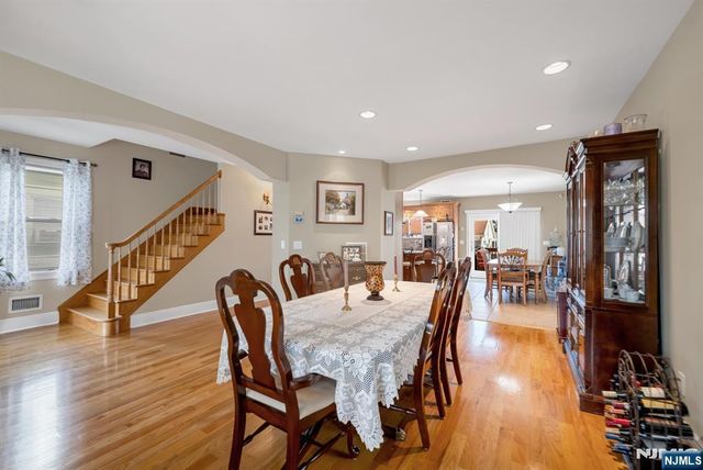 395 Wood Ridge Avenue, Wood Ridge, NJ 07075