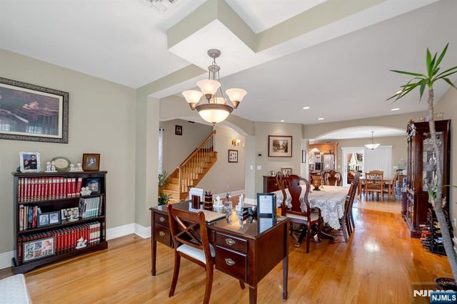 395 Wood Ridge Avenue, Wood Ridge, NJ 07075