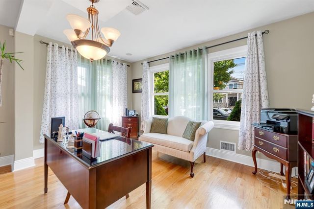 395 Wood Ridge Avenue, Wood Ridge, NJ 07075