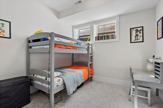 1700 N Harding Avenue, Chicago, IL 60647