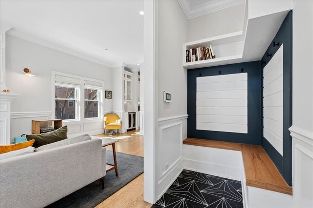 1700 N Harding Avenue, Chicago, IL 60647