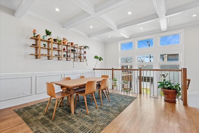 1700 N Harding Avenue, Chicago, IL 60647