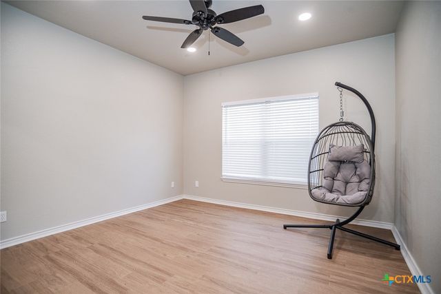 526 Blue Heron Lane, Mcqueeney, TX 78123