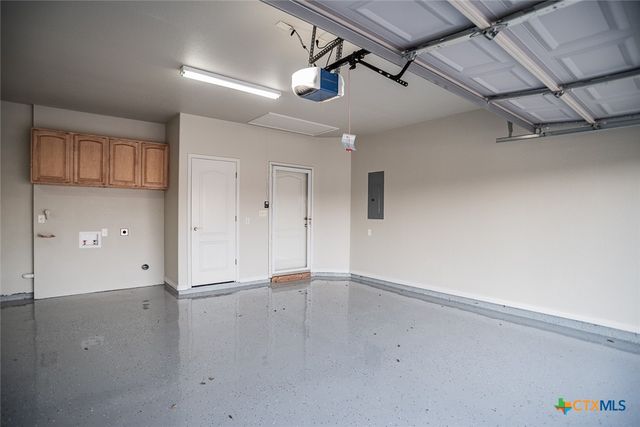 526 Blue Heron Lane, Mcqueeney, TX 78123