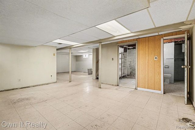 6791 Winthrop Street, Detroit, MI 48228