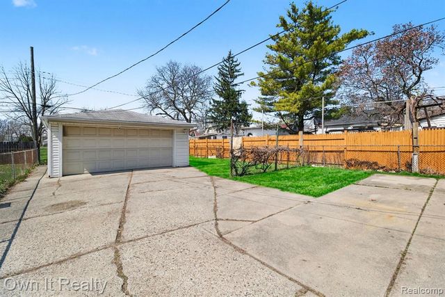 6791 Winthrop Street, Detroit, MI 48228