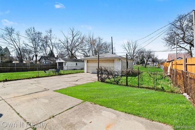 6791 Winthrop Street, Detroit, MI 48228