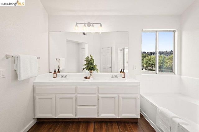 1299 159th Avenue, San Lorenzo, CA 94580