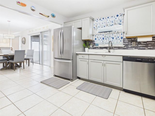 15024 SW 35TH AVENUE ROAD, Ocala, FL 34473