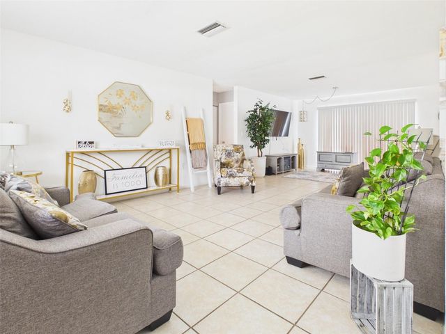 15024 SW 35TH AVENUE ROAD, Ocala, FL 34473