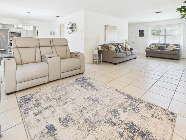 15024 SW 35TH AVENUE ROAD, Ocala, FL 34473