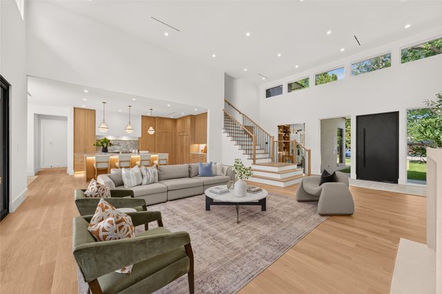 10815 Pinocchio Drive, Dallas, TX 75229