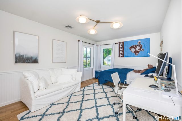 21 Fairfield Avenue, Darien, CT 06820