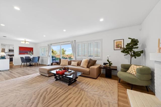 220 Vista Montana Way, Oceanside, CA 92054