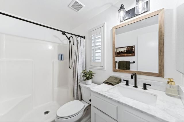 220 Vista Montana Way, Oceanside, CA 92054