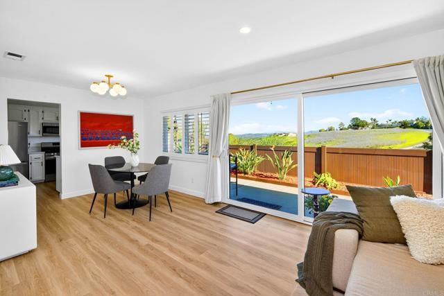 220 Vista Montana Way, Oceanside, CA 92054