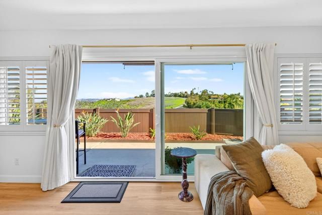 220 Vista Montana Way, Oceanside, CA 92054